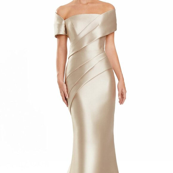 NWT Alexander Daymor 3134F25 Pleated Formal Gown Wheat Size 6 - Picture 1 of 6